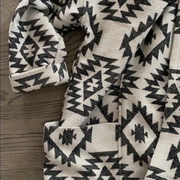 Rare Anthropologie Coat - beautiful pattern EUC - Picture 3 of 6